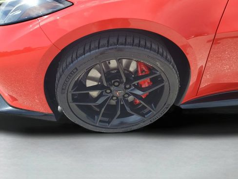 Used 2025 Chevrolet Corvette Z06 RWD image 24