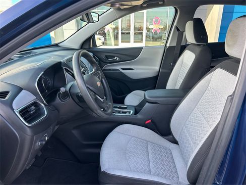 Used 2022 Chevrolet Equinox LT image 9