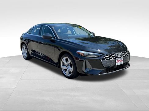 Used 2025 Audi A5 2.0T Premium w/ Convenience Package AWD/4WD image 4