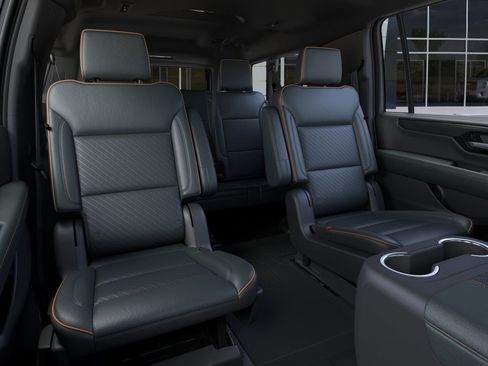 New 2026 GMC Yukon XL AT4 w/ AT4 Premium Plus Package AWD/4WD image 41