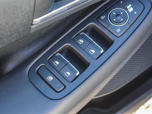 Certified 2023 Hyundai Sonata SE image 25