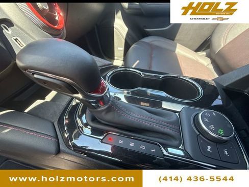 Certified 2023 Chevrolet Blazer RS w/ Enhanced Convenience Package AWD/4WD image 17