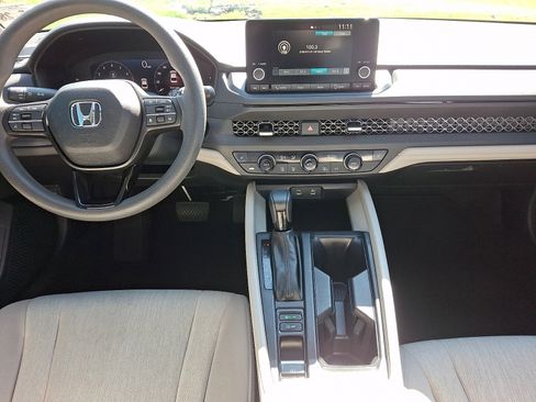 Certified 2023 Honda Accord EX image 15