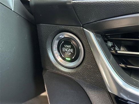 Used 2024 Buick Encore GX Sport Touring image 15