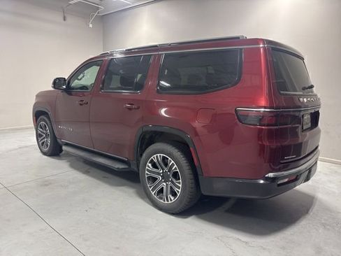 Used 2022 Jeep Wagoneer Series III image 8