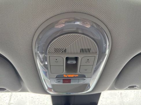 Used 2024 Hyundai Ioniq 5 Limited image 35