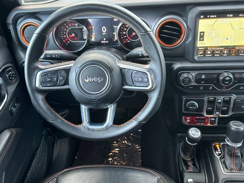 Used 2022 Jeep Gladiator Mojave w/ Trailer Tow Package image 14