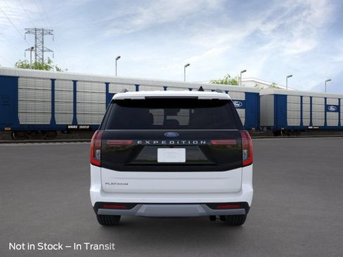 New 2026 Ford Expedition Platinum w/ Platinum Ultimate Package AWD/4WD image 5