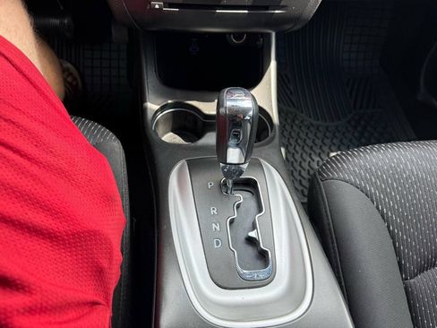 Used 2017 Dodge Journey SE w/ Flexible Seating Group FWD image 25