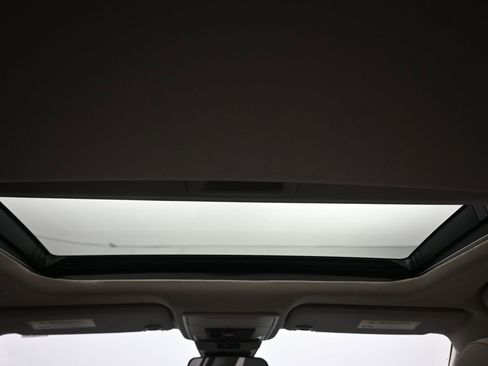 Used 2023 Honda Accord EX image 38