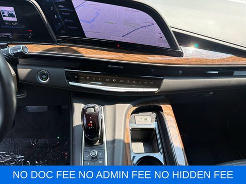 Used 2023 Cadillac Escalade Sport Platinum w/ Heavy-Duty Trailer Package AWD/4WD image 18