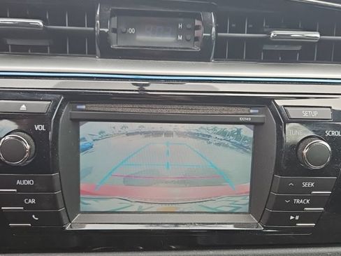 Used 2015 Toyota Corolla S FWD image 16