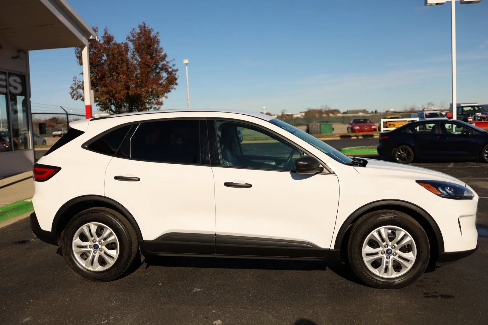 Used 2022 Ford Escape S FWD image 4