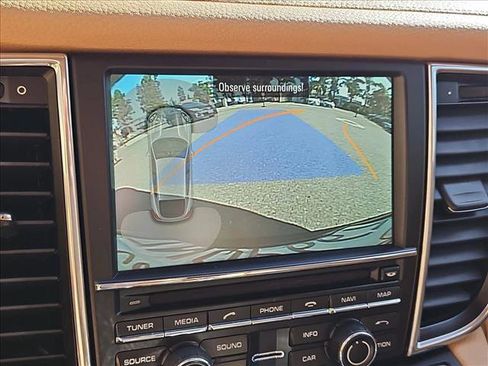 Used 2014 Porsche Panamera image 14