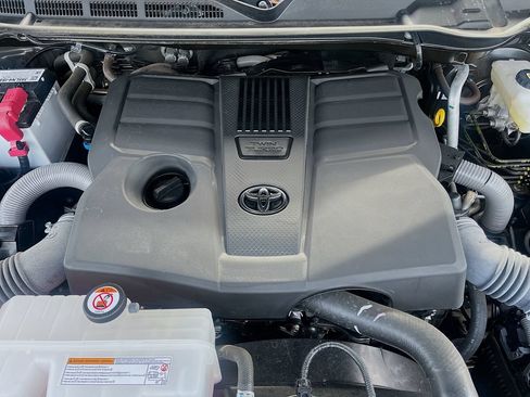 Used 2025 Toyota Tundra SR5 w/ SX Package RWD image 28