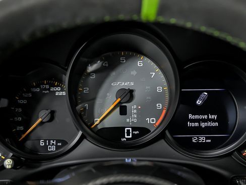 Used 2019 Porsche 911 GT3 RS RWD image 23