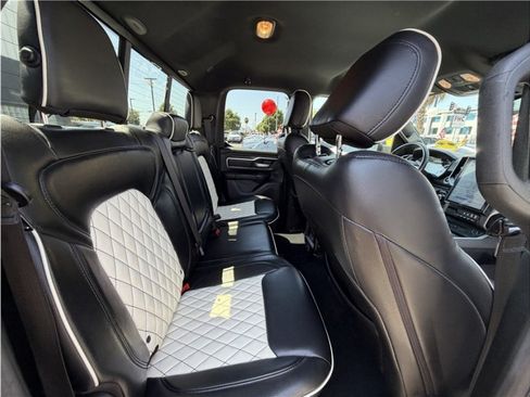 Used 2019 RAM 1500 Big Horn AWD/4WD image 25