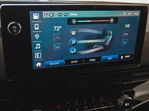 Used 2025 Honda Prologue EX image 17