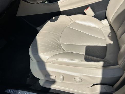 Used 2020 Buick Envision Essence image 21