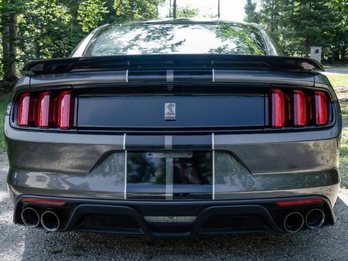 Used 2015 Ford Mustang Shelby GT350 RWD image 7