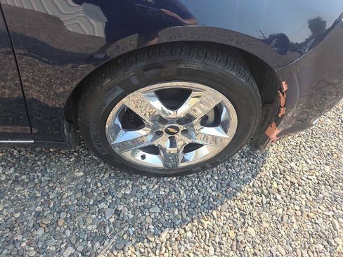 Used 2010 Chevrolet Malibu LT FWD image 21