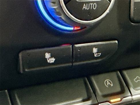 Used 2020 Chevrolet Silverado 1500 RST image 21