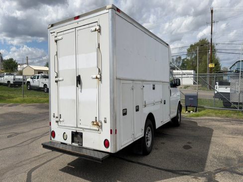 Used 2008 Chevrolet Express 3500 RWD image 5