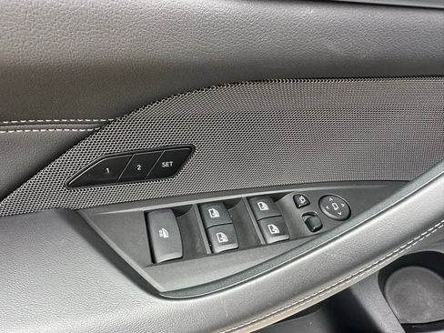 Used 2023 BMW M4 xDrive Competition w/ Executive Package image 24