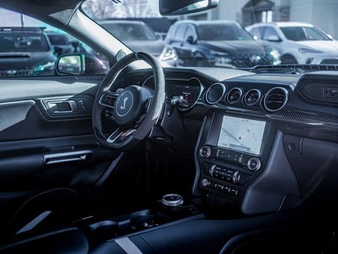 Used 2022 Ford Mustang Shelby GT500 w/ Carbon Fiber Track Pack image 30