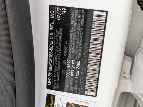 Certified 2018 Mercedes-Benz C 300 Sedan image 24