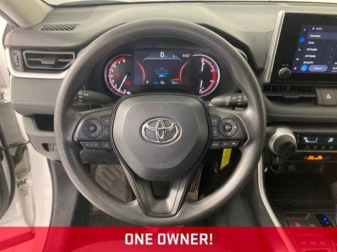 Used 2024 Toyota RAV4 LE AWD/4WD image 7