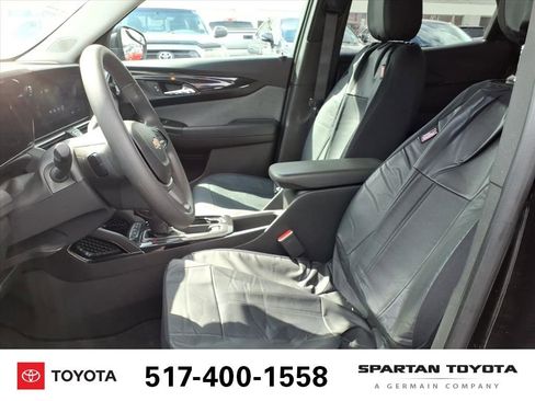 Used 2025 Chevrolet TrailBlazer LT AWD/4WD image 16