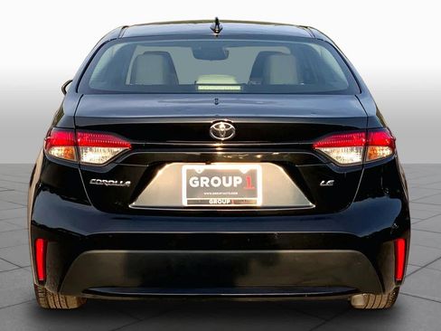 Used 2022 Toyota Corolla LE FWD image 5