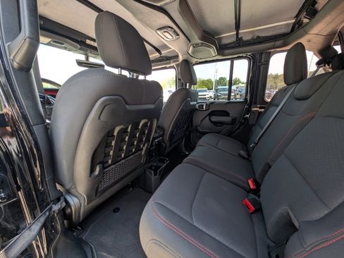 Used 2022 Jeep Wrangler Unlimited Rubicon image 16