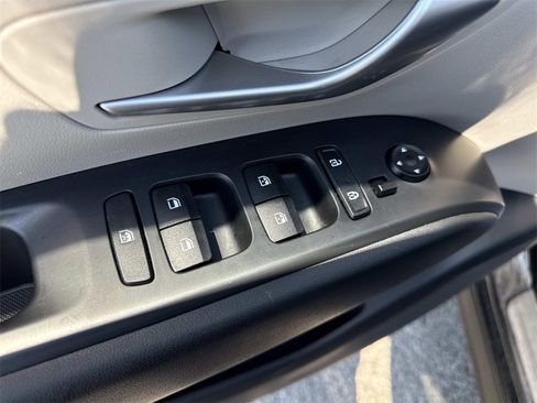 Used 2024 Hyundai Tucson SEL image 12