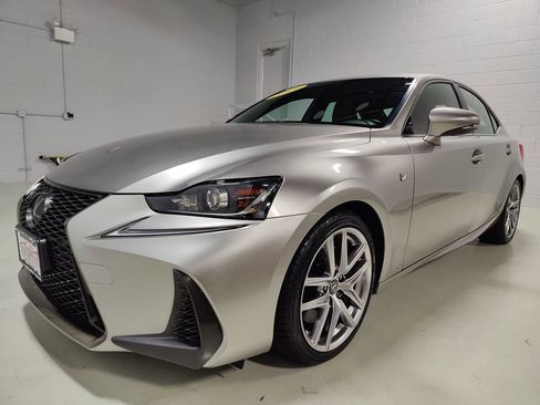 Used 2019 Lexus IS 300 F Sport w/ F Sport Package image 18