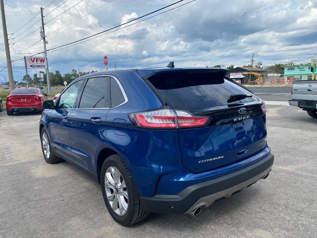 Used 2022 Ford Edge Titanium w/ Equipment Group 301A AWD/4WD image 10