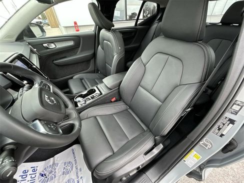 New 2026 Volvo XC40 B5 Plus w/ Protection Package Premier image 15