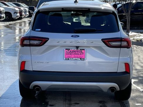 Used 2025 Ford Escape Active image 5