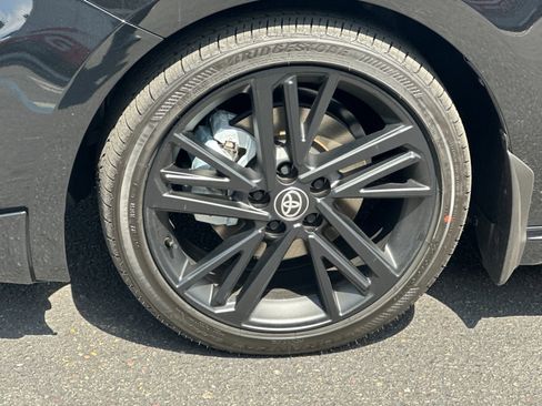 New 2026 Toyota Camry Hybrid FWD image 22