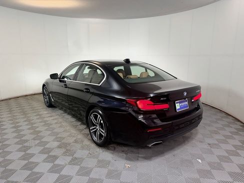 Used 2022 BMW 530i xDrive w/ Convenience Package image 4