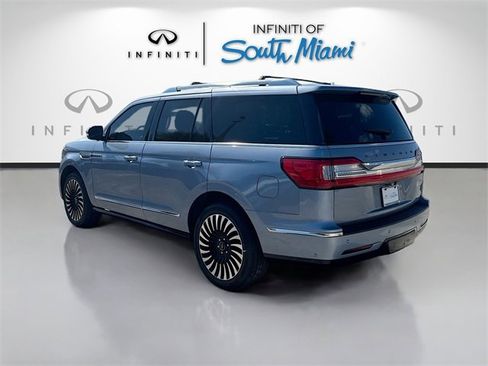 Used 2020 Lincoln Navigator Black Label w/ Cargo Convenience Package image 5