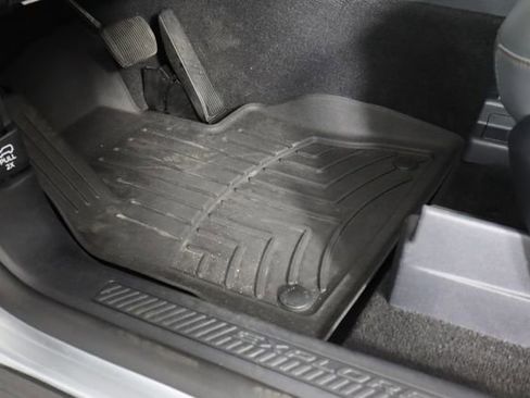 Certified 2025 Ford Explorer Active w/ Active Comfort Package image 35