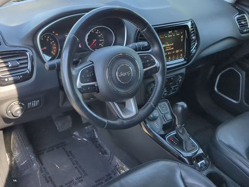 Certified 2018 Jeep Compass Limited w/ Navigation Group AWD/4WD image 10