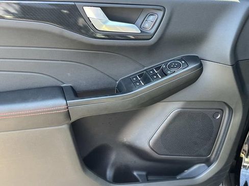 Certified 2024 Ford Escape ST-Line w/ Tech Pack #1 AWD/4WD image 15