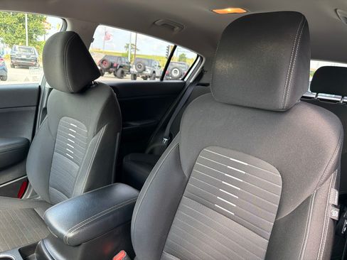 Used 2017 Kia Sportage LX w/ LX Popular Package FWD image 18