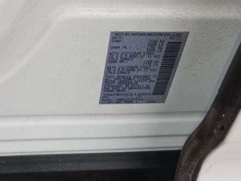 Used 2025 Nissan Murano SV image 37