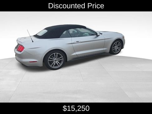 Used 2015 Ford Mustang Premium RWD image 3