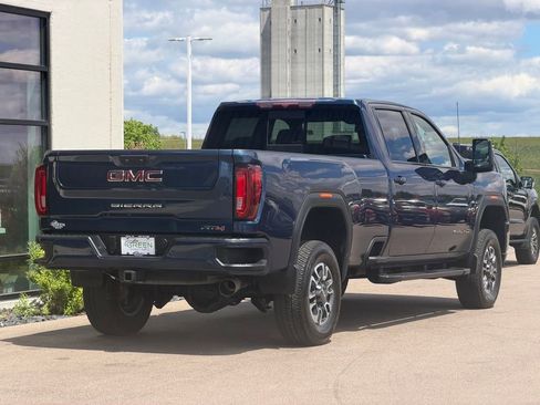 Used 2021 GMC Sierra 2500 AT4 w/ AT4 Preferred Package AWD/4WD image 5