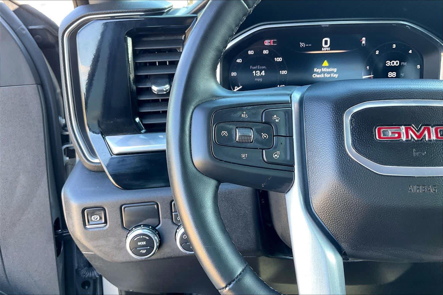 Used 2026 GMC Sierra 1500 SLT RWD image 21